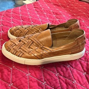 Frye women’s shoes size 8. EUC